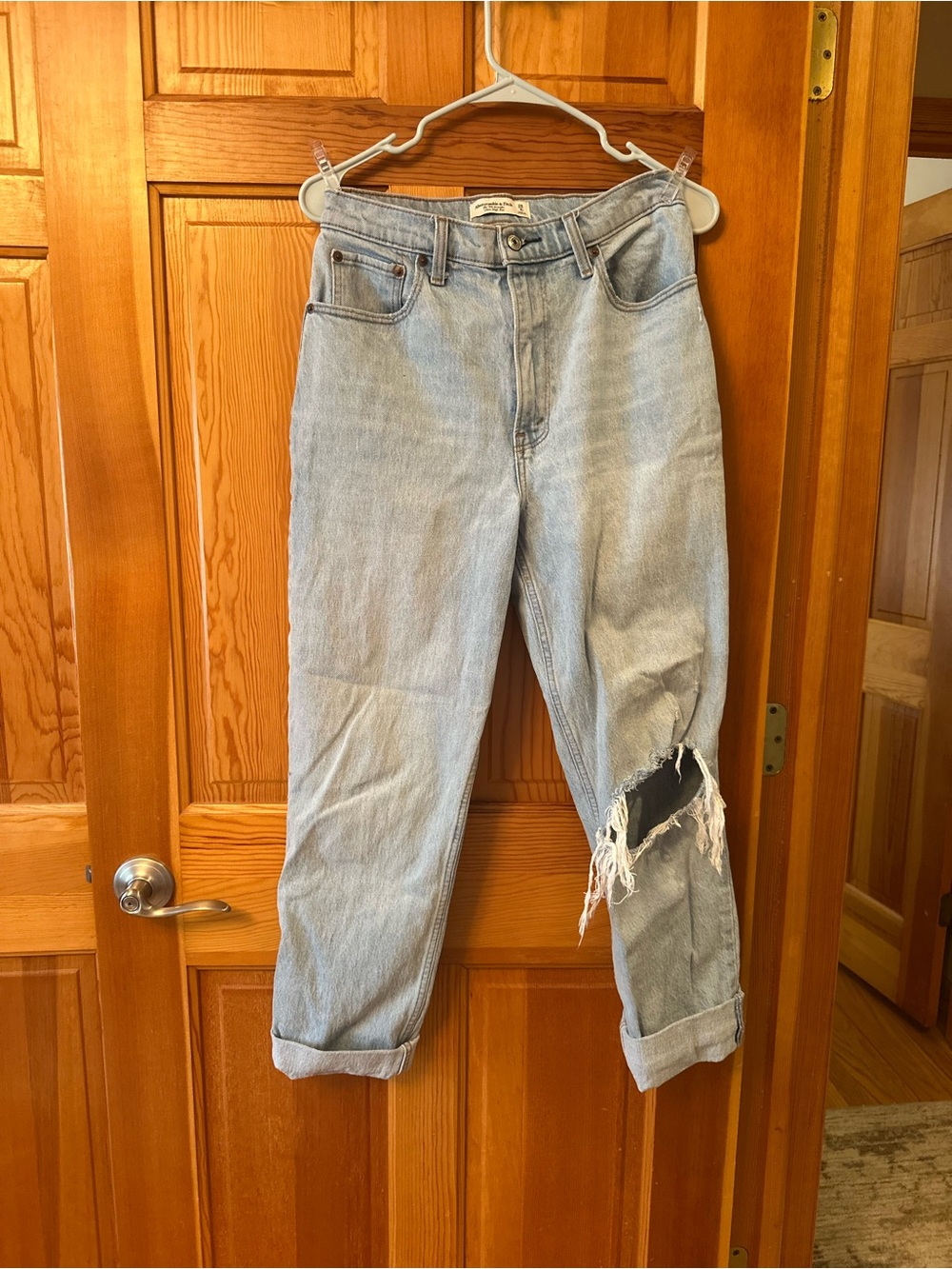 Abercrombie & Fitch Women's High-Rise Distressed Jeans
